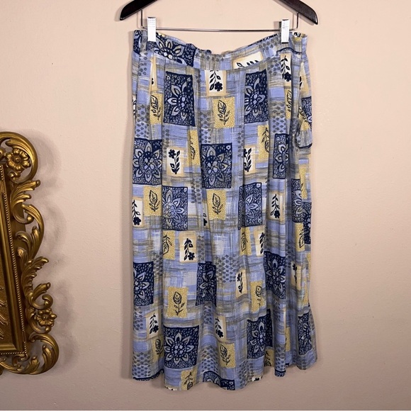 Vintage Sag Harbor Large Floral Blue Yellow Midi Skirt Elastic Waistband Retro - Picture 5 of 12